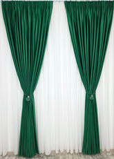 Set Breva: Perdea Albă Din Voal Si Draperie Catifea Verde Smarald